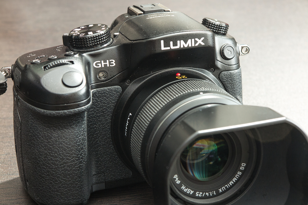 Panasonic LUMIX GH3 ＋ SUMMILUX 25mm F1.4
